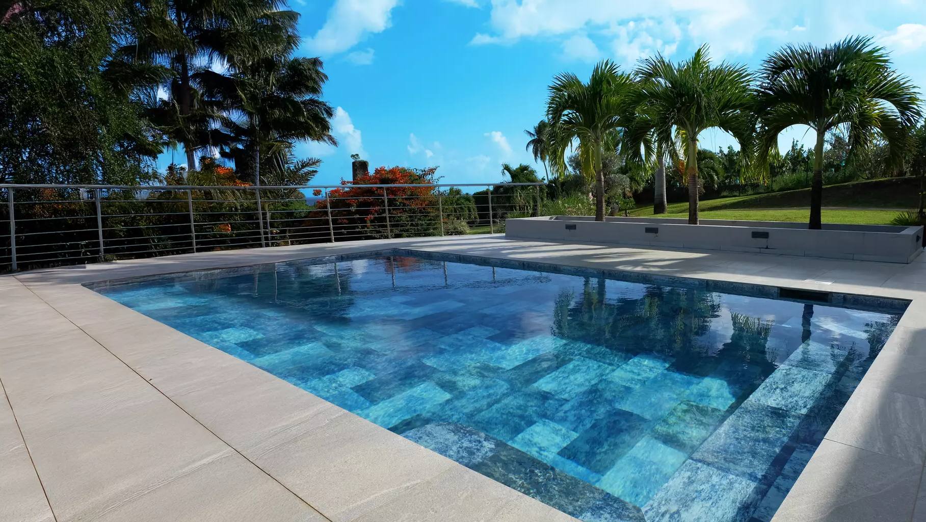FLAG POOL SOPREMA